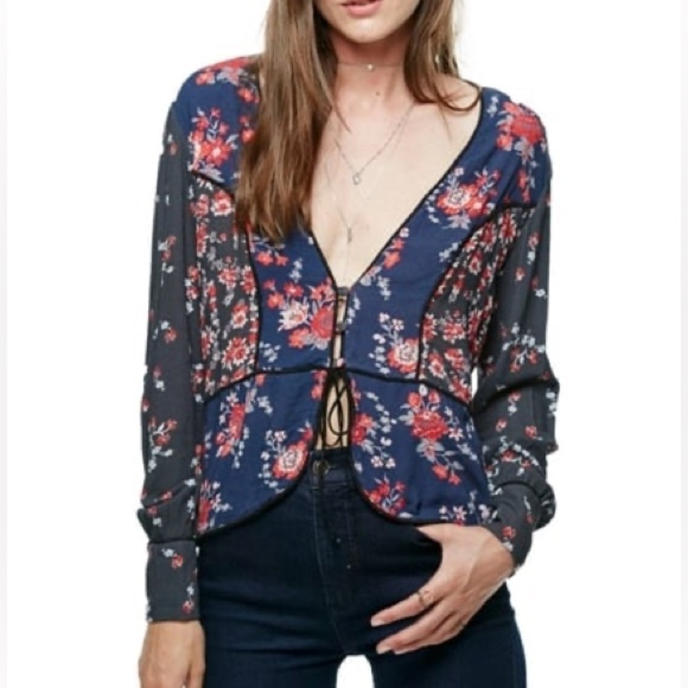 Free People Womens The Way The World Turns Button Down Blouse Size S